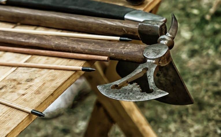 Why are Vikings Associated with Axes? Get the Facts – Scandinavia Facts